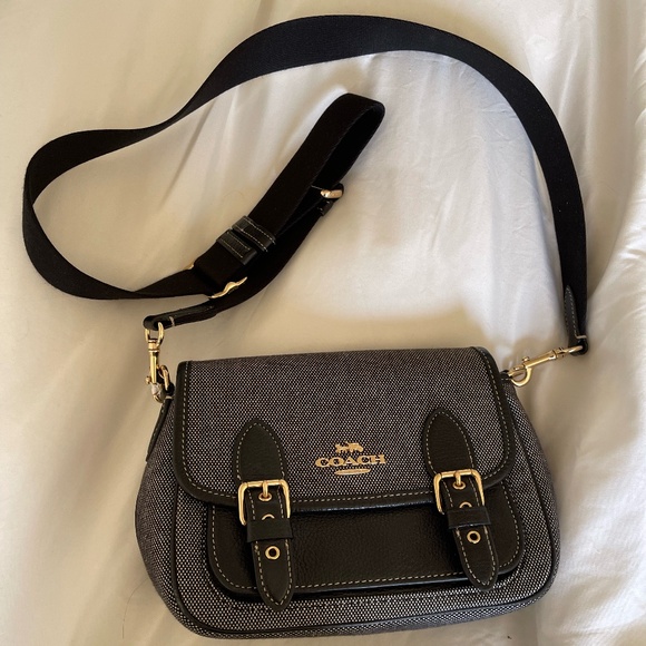 Coach Crossbody - Picture 1 of 2